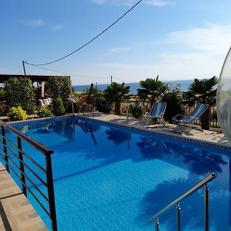 Victory Apartments Hotel Samothráki エクステリア 写真